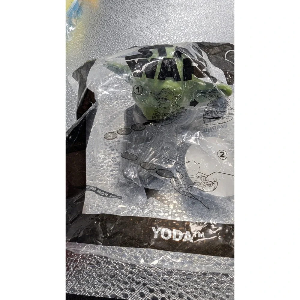 Star War Yoda Toy Figure Sealed Original Packaging Collectible Green Jedi Master
